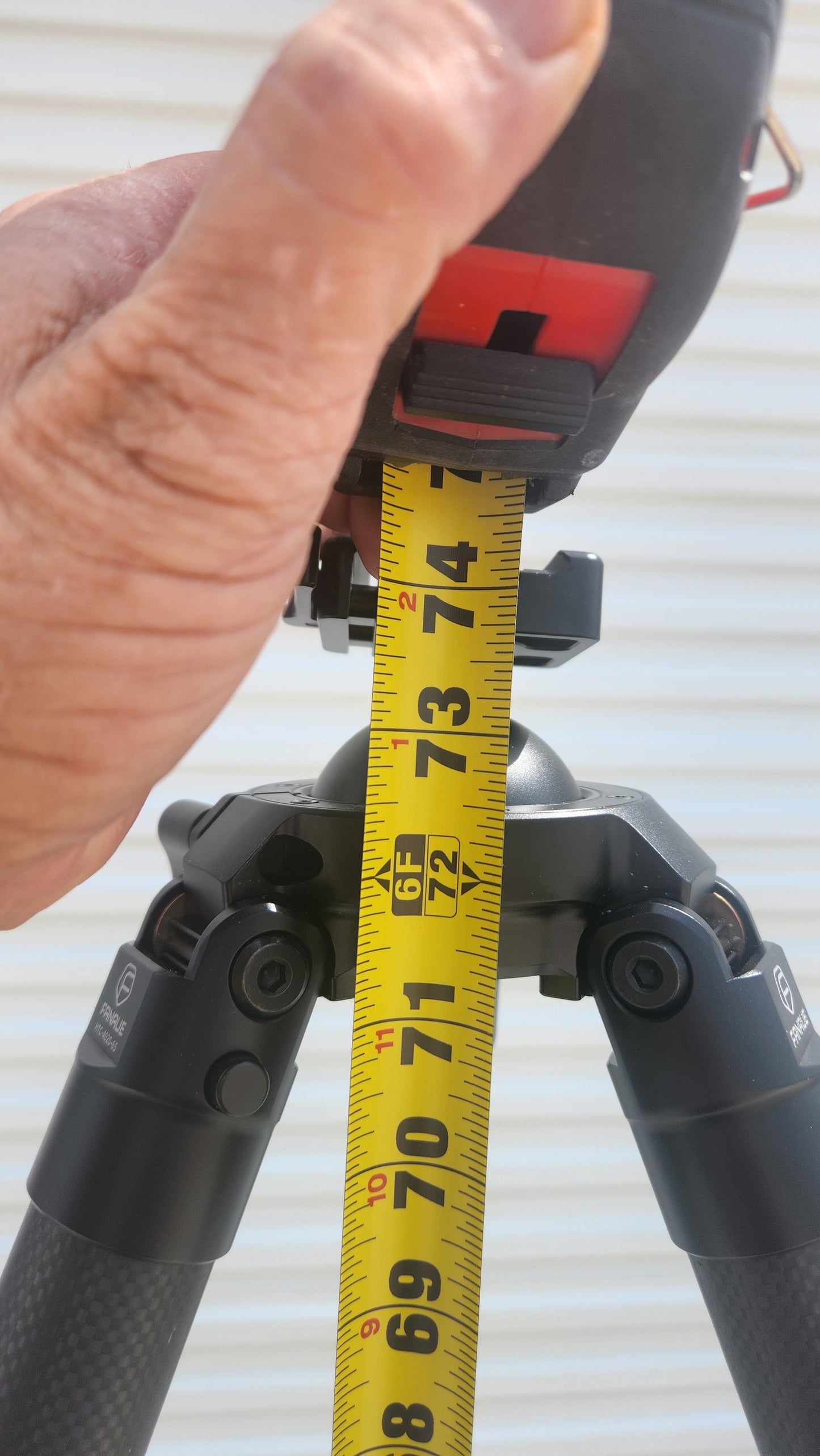 Fanaue - 65 Carbon Fiber Tripod